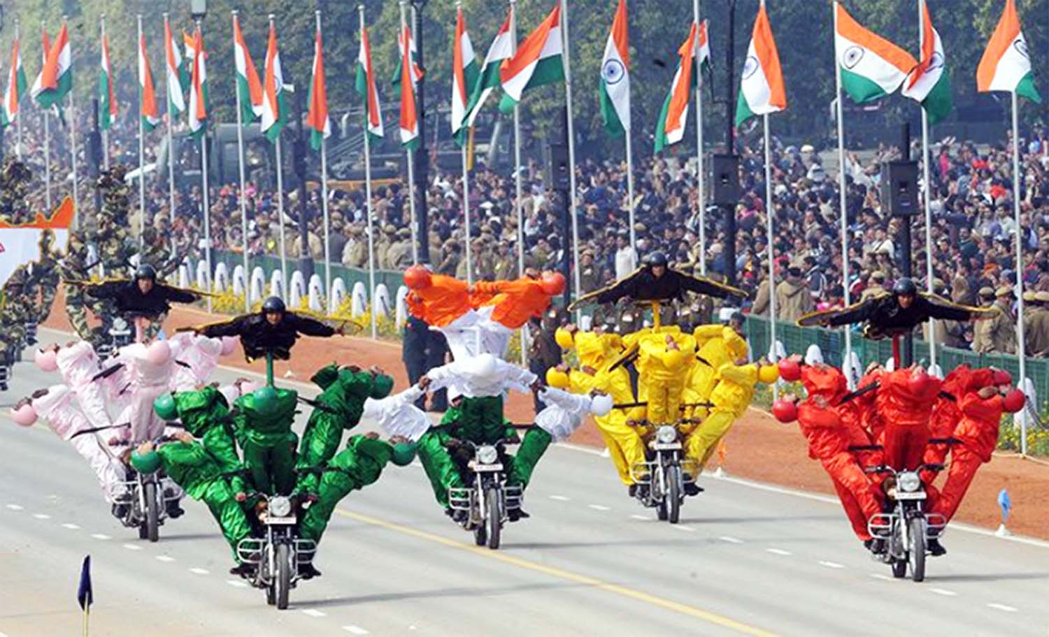 Bike stunts during republic day celebration by Indian Army